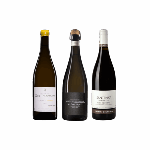 Photo d’un coffret de trois vins français : Vouvray Les Murs de Clos, Champagne Le Chemin Empreinté et Santenay 1er Cru Clos Rousseau, présenté pour offrir ou déguster.